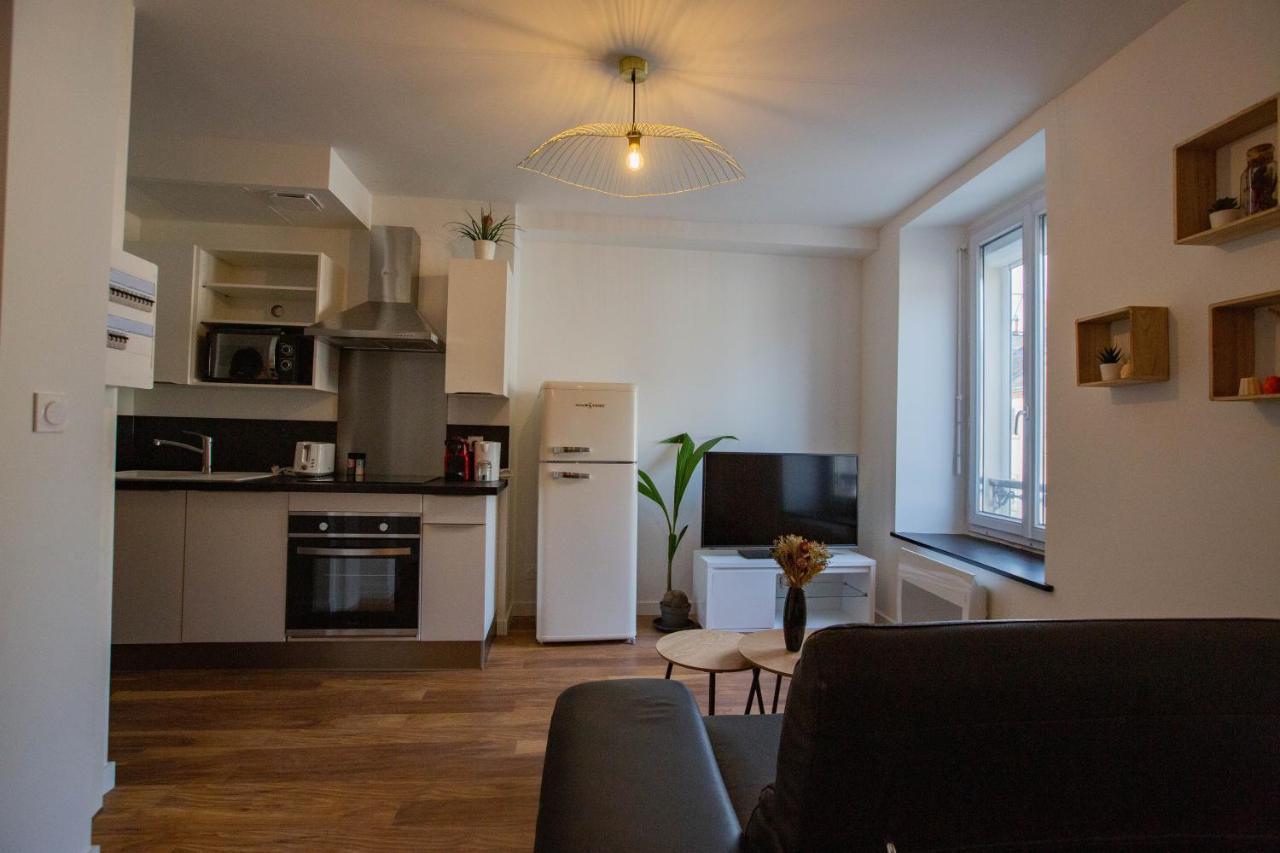 Faubourg Des Voyageurs N°6 Apartment Saran Bagian luar foto